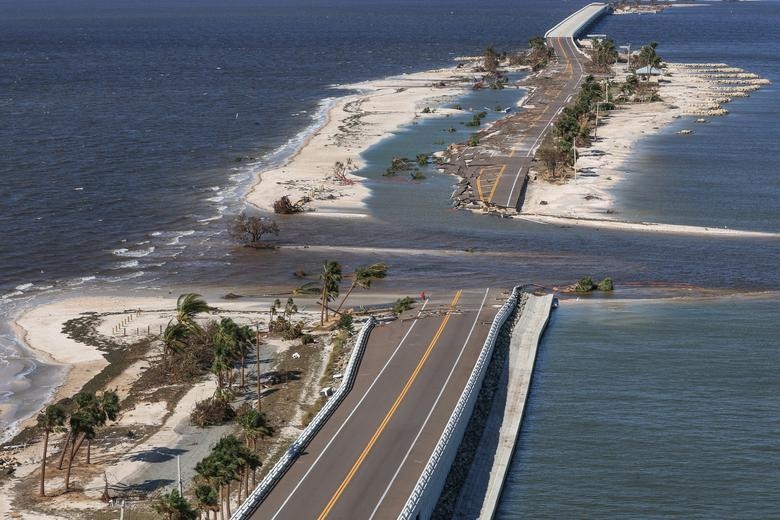 Bão Ian gây ngập lụt nghiêm trọng nhất 500 năm qua tại Florida (Mỹ)